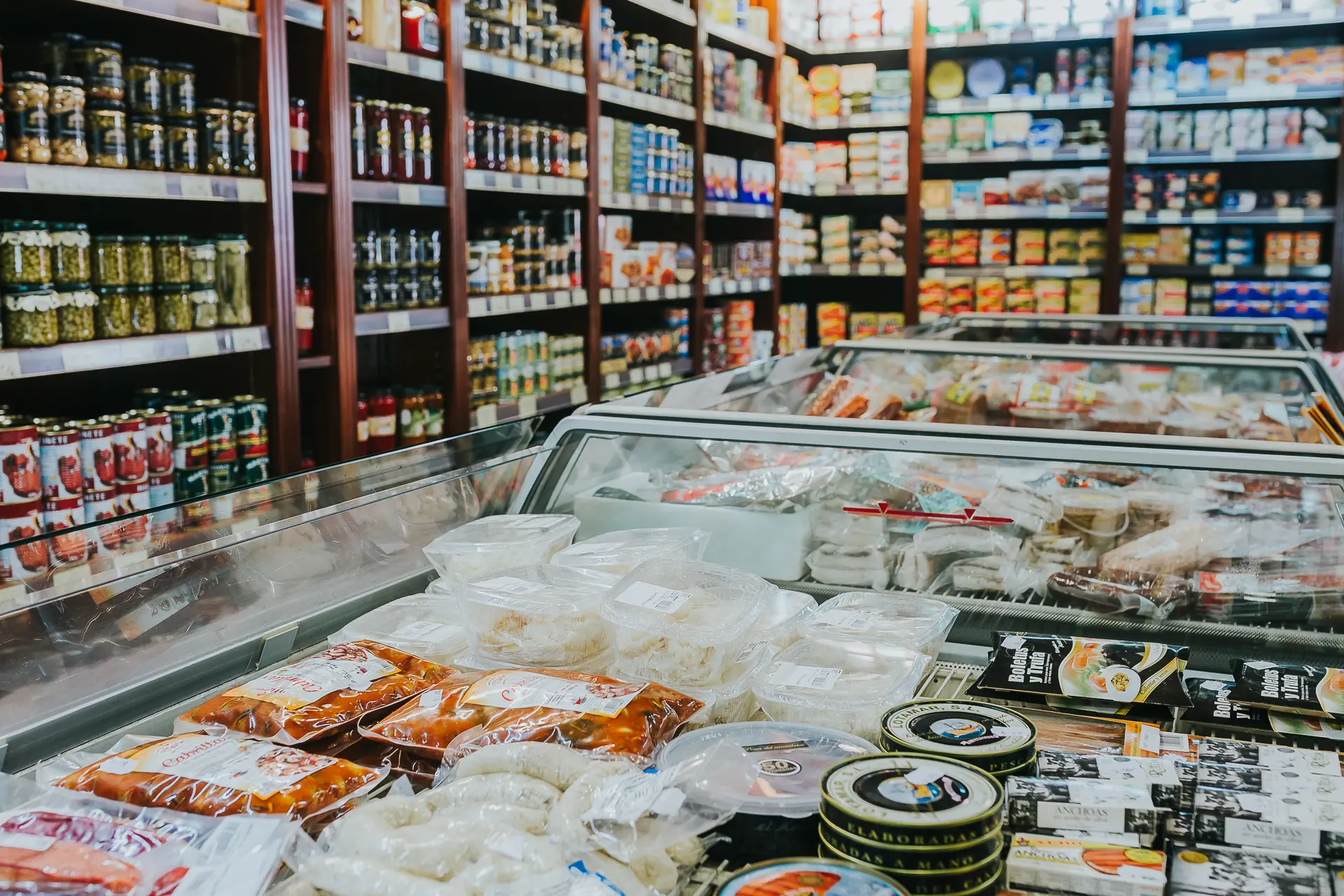 Interior de la Tienda Bacalao Gourmet